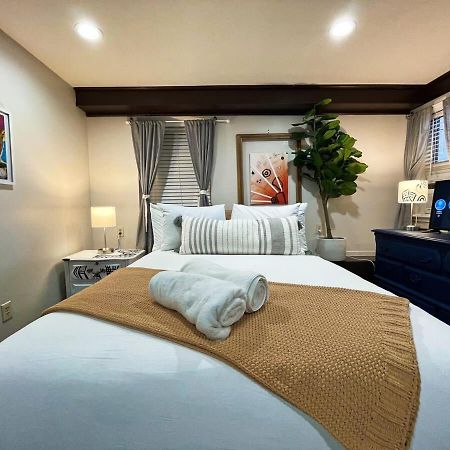 Artist'S Apartment In The Heart Of The City Sacramento Bagian luar foto