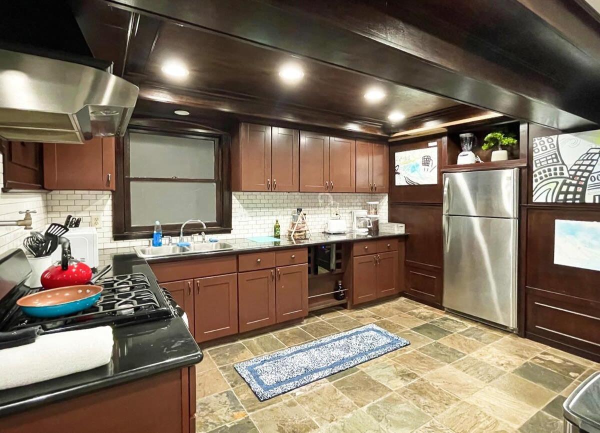 Artist'S Apartment In The Heart Of The City Sacramento Bagian luar foto