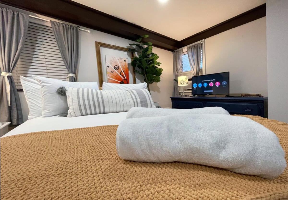 Artist'S Apartment In The Heart Of The City Sacramento Bagian luar foto